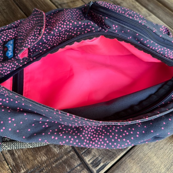 Kavu cross back backpack - Picture 4 of 5